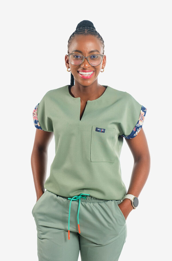 Kiki Ladies Tuck-in Scrub Top - Pistachio, 4XL